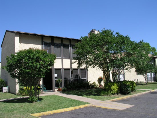 Kingwood Forest Apartments